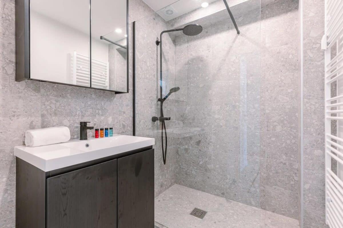 Huswell - Lovely Apartment With Lateral Sea View And Parking أوستيند المظهر الخارجي الصورة